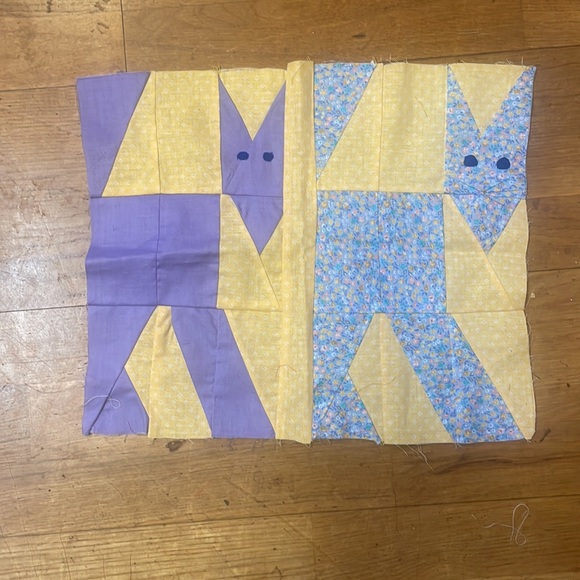 Pieced cat quilt - Picture 2 of 7
